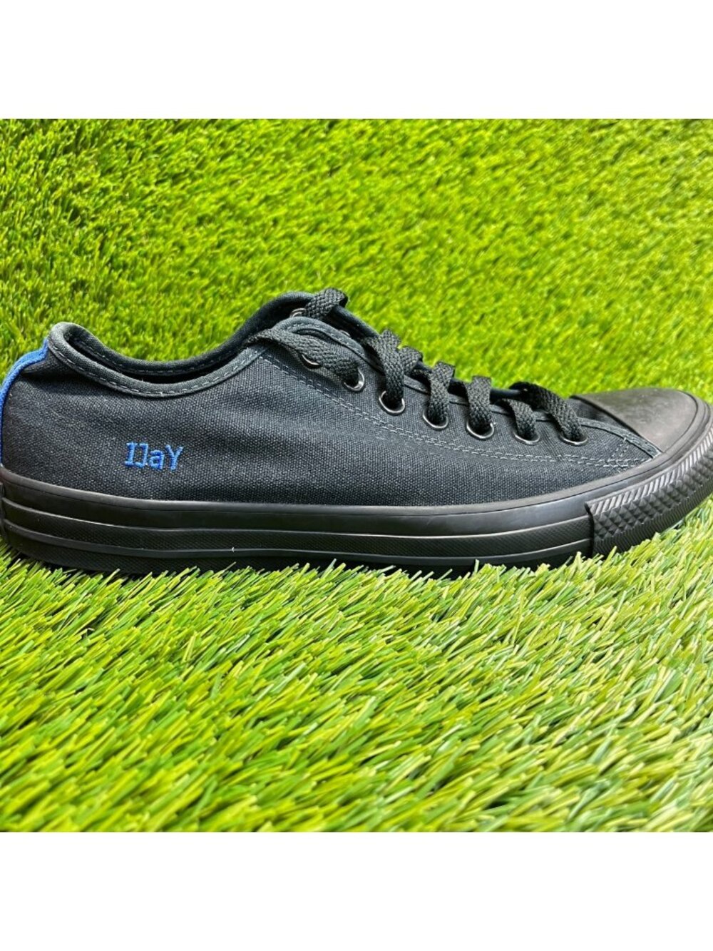 Converse Chuck Taylor All Star Low Mens Size 8.5 Black Athletic Shoes Sneakers